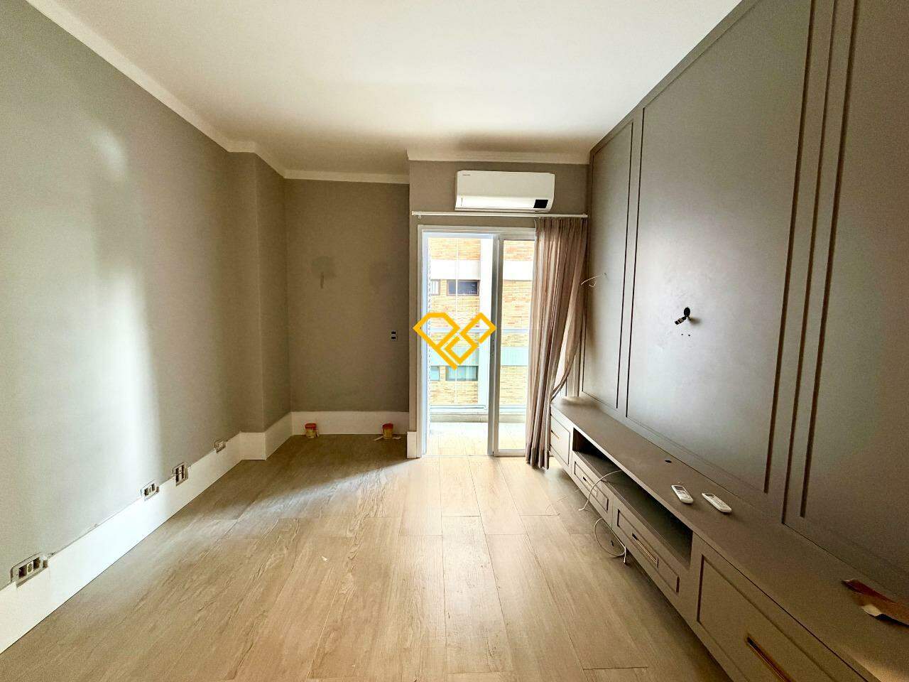 Apartamento à venda no Boqueirão: Dormitório 1 - suíte