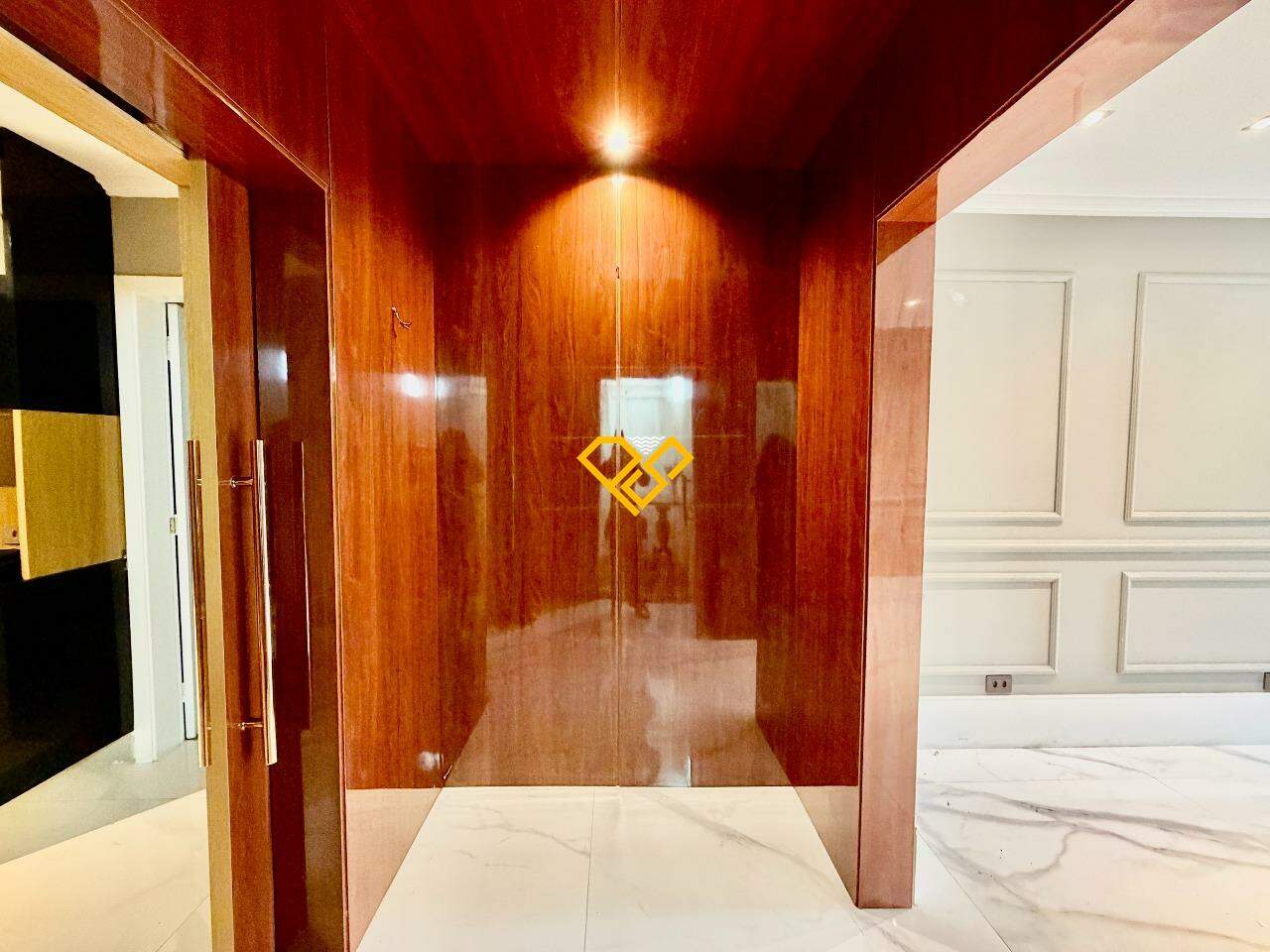 Apartamento à venda no Boqueirão: Entrada