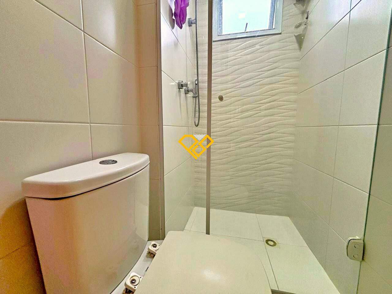 Apartamento à venda no Gonzaga: Wc suíte americana 2 e 3