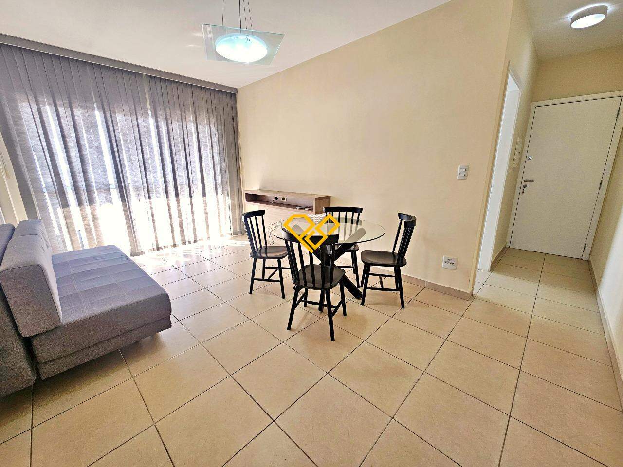 Apartamento para aluguel no Ponta da Praia: Sala