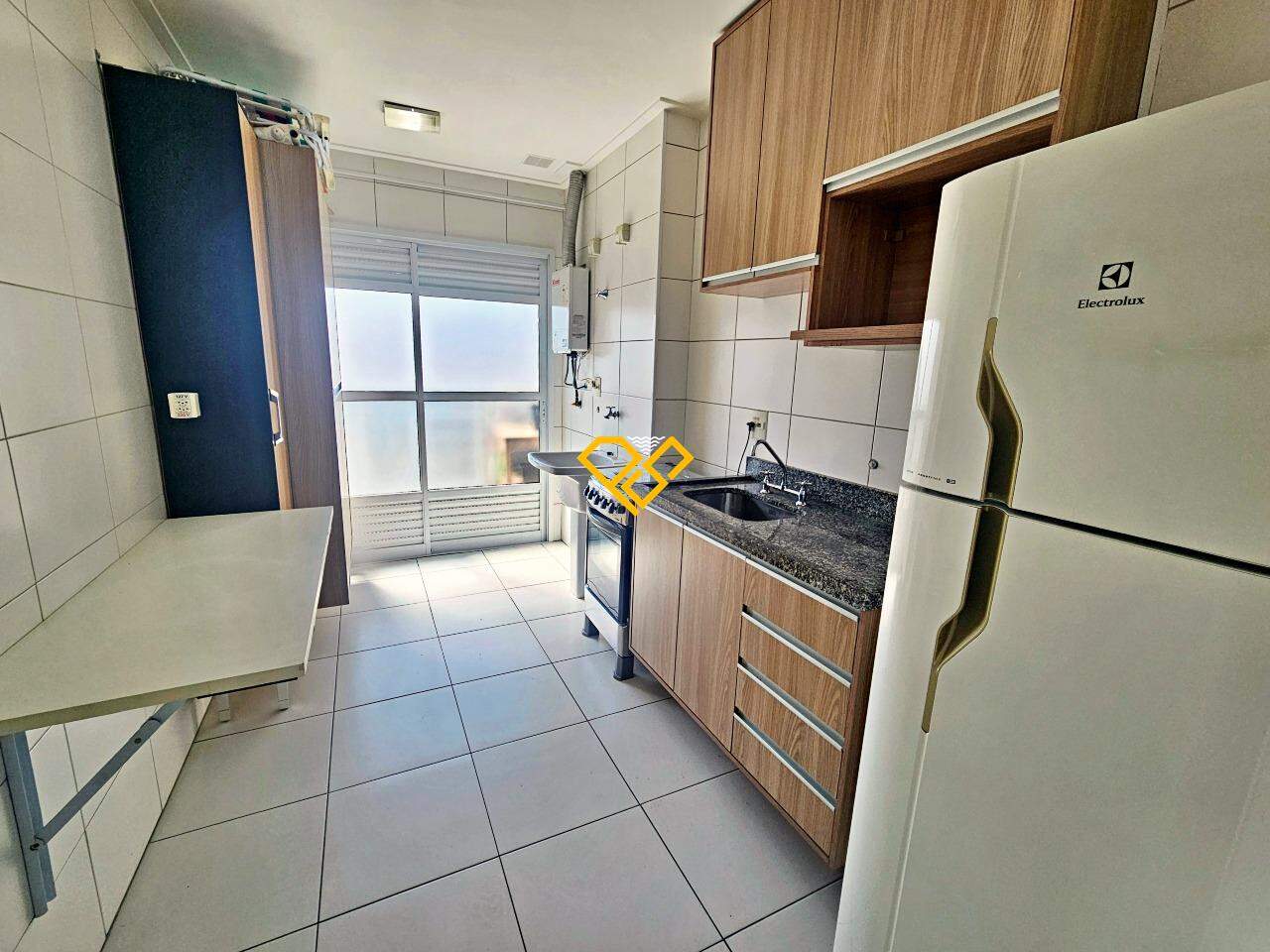 Apartamento para aluguel no Ponta da Praia: Cozinha