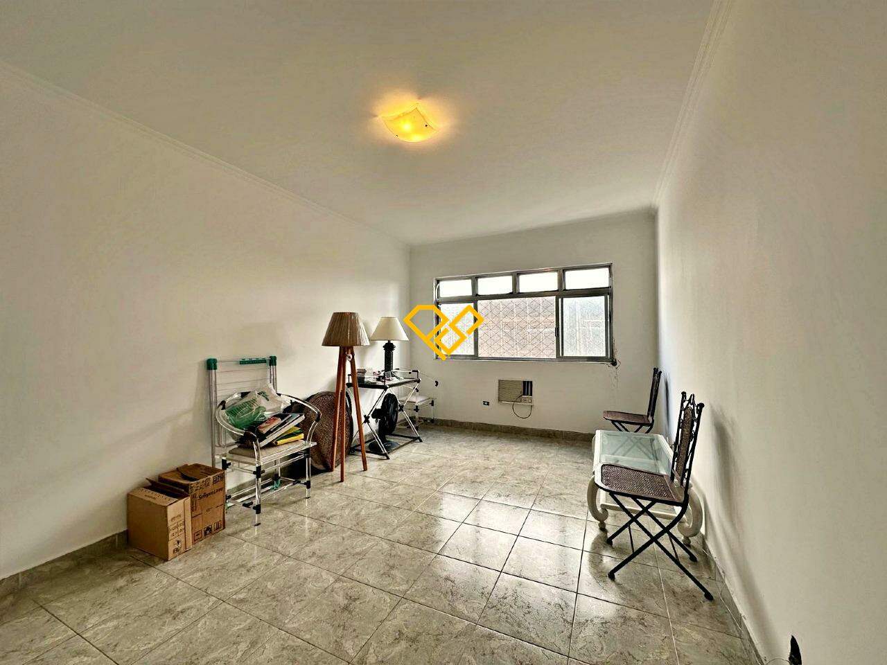 Apartamento à venda no Ponta da Praia: Sala