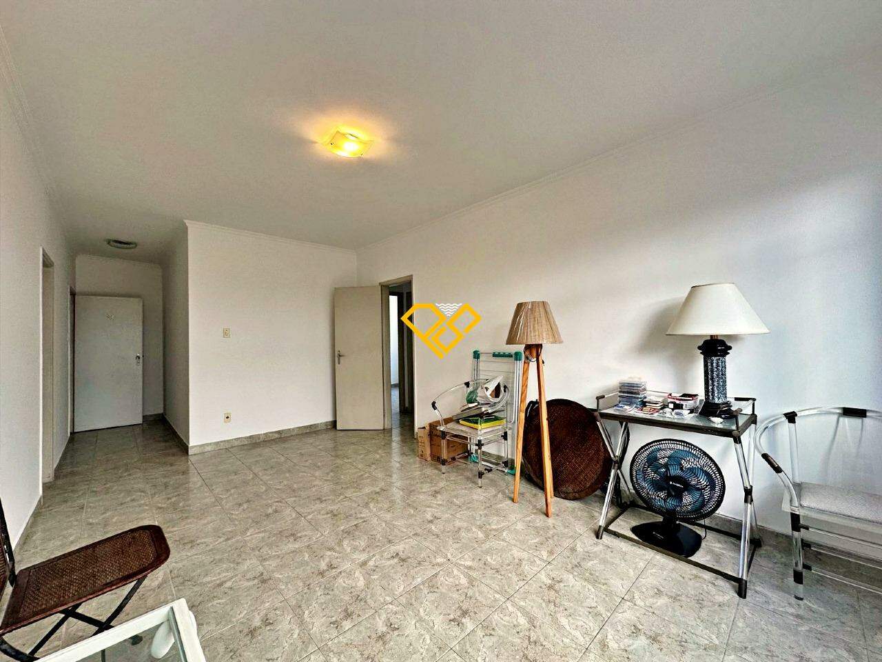 Apartamento à venda no Ponta da Praia: Sala