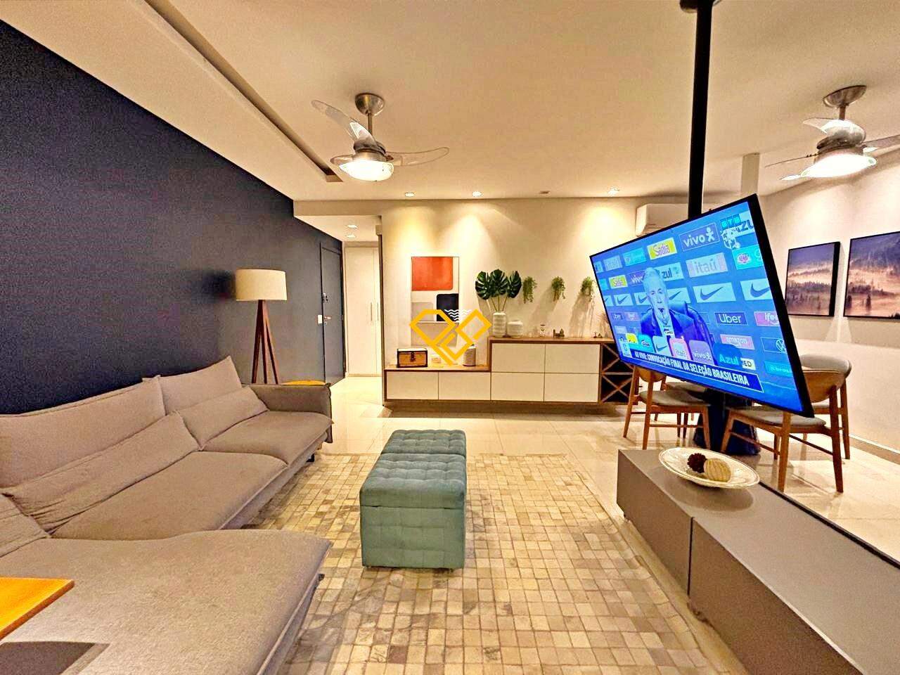 Apartamento à venda no Ponta da Praia: Sala