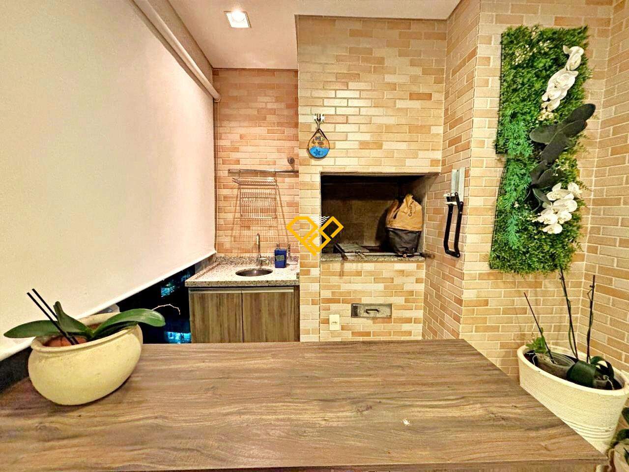 Apartamento à venda no Ponta da Praia: Varanda