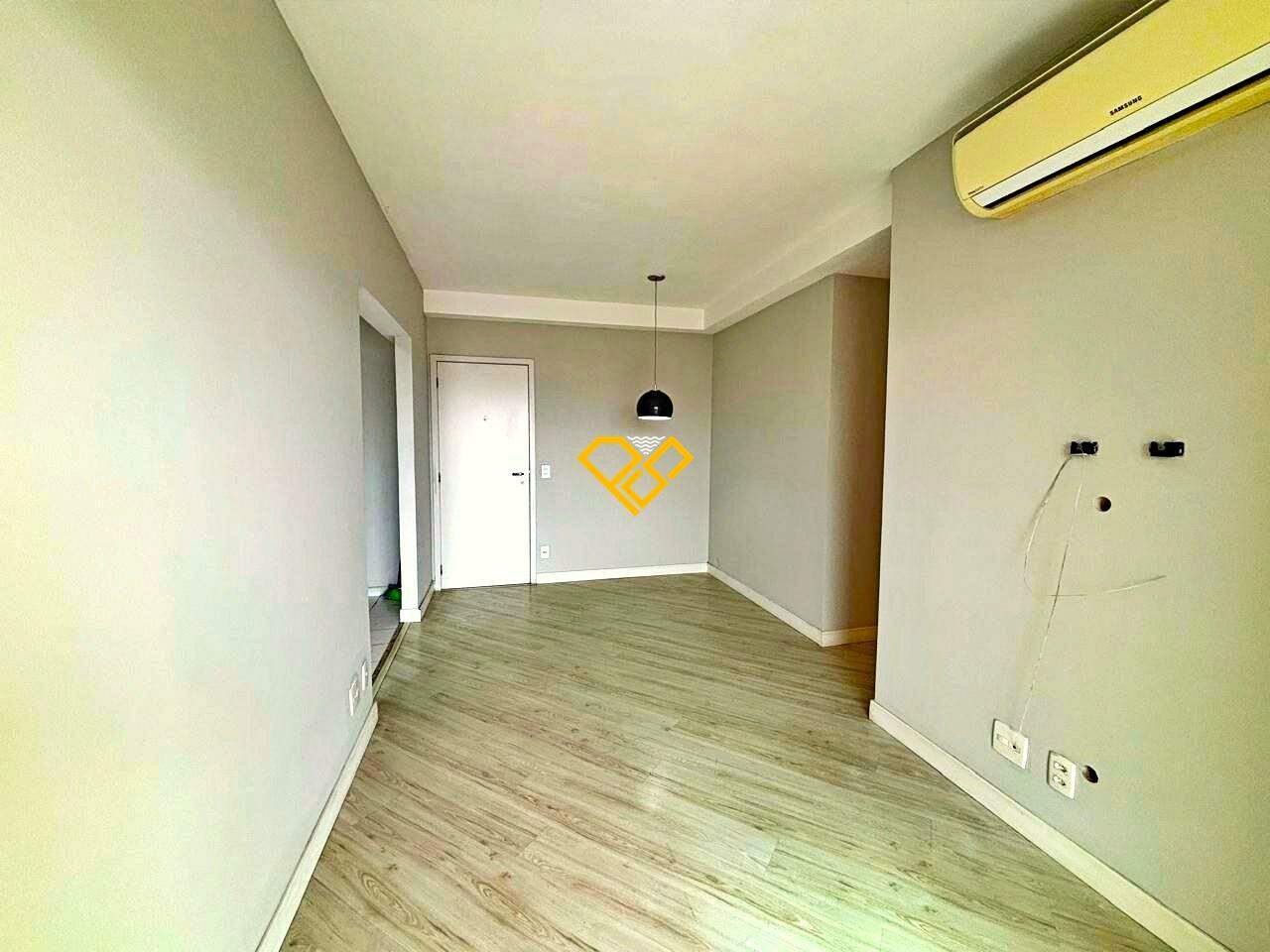 Apartamento à venda no Macuco: Sala