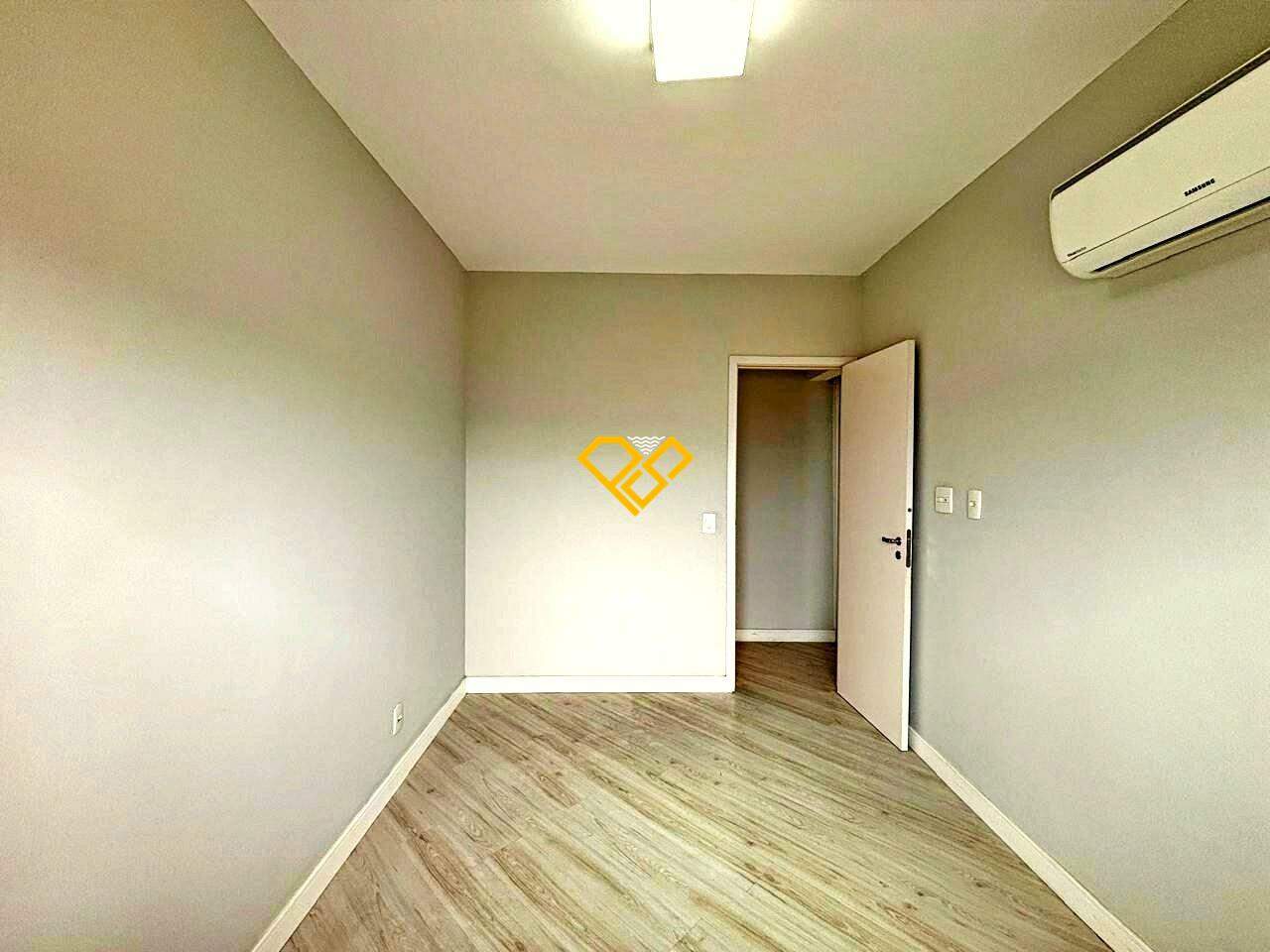 Apartamento à venda no Macuco: Dormitório 2
