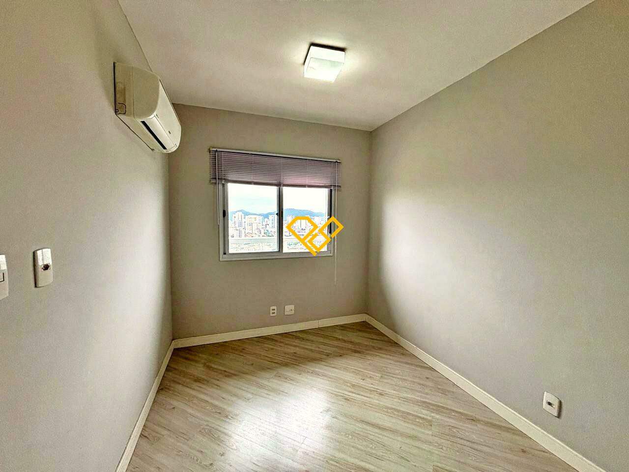 Apartamento à venda no Macuco: Dormitório 2