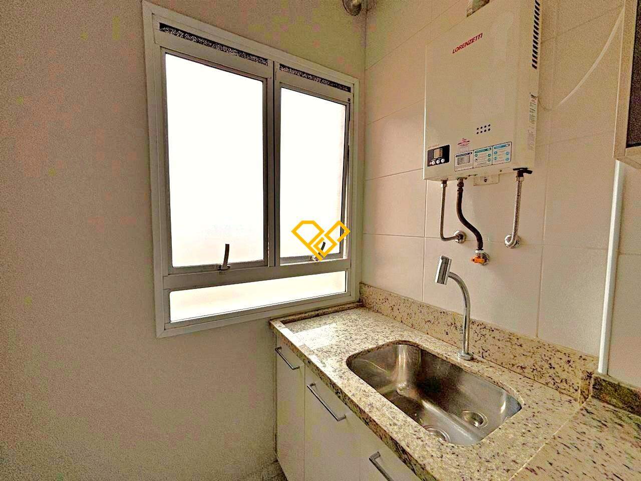 Apartamento à venda no Macuco: Área de serviço
