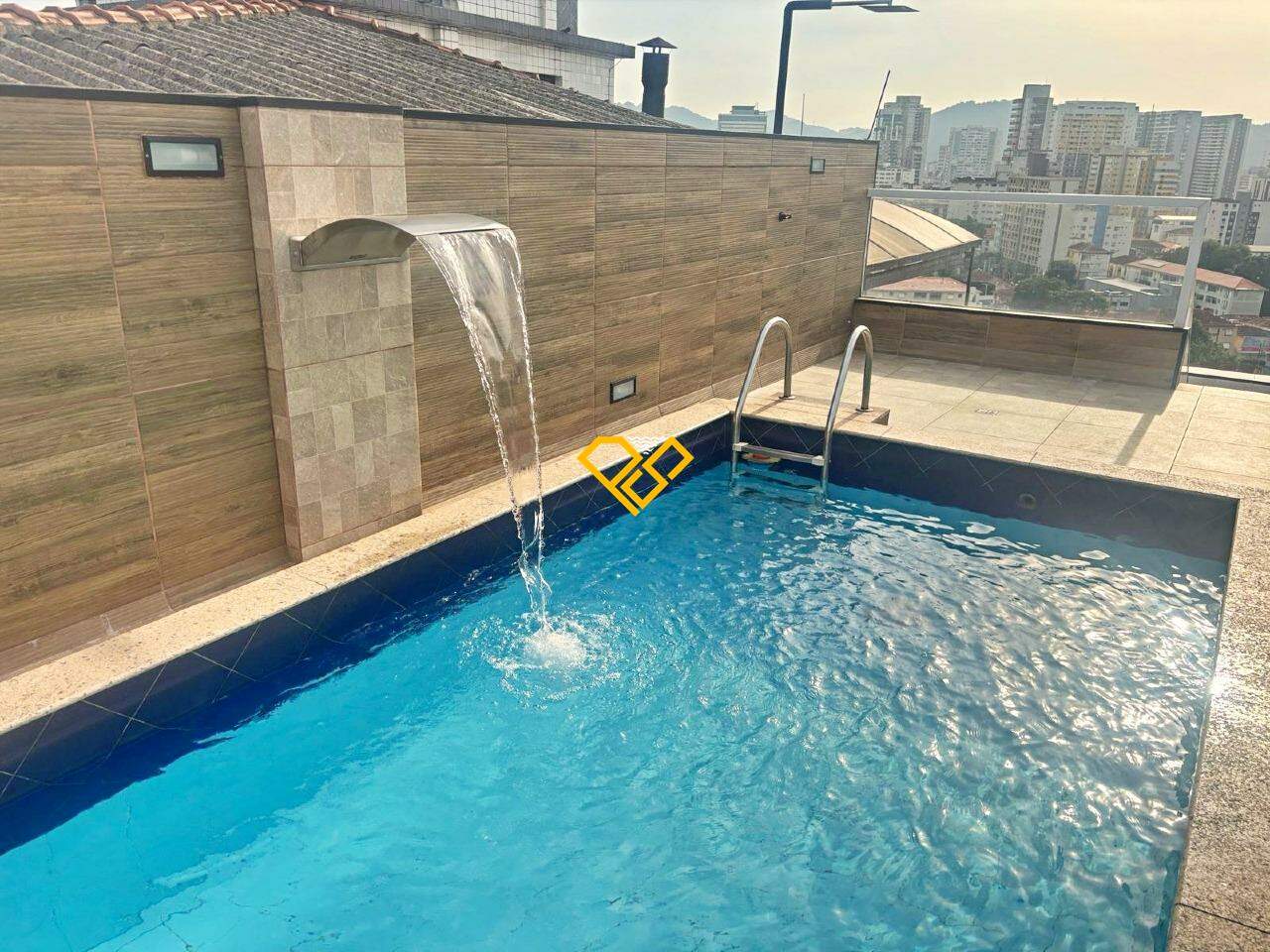 Cobertura à venda no Boqueirão: Piscina