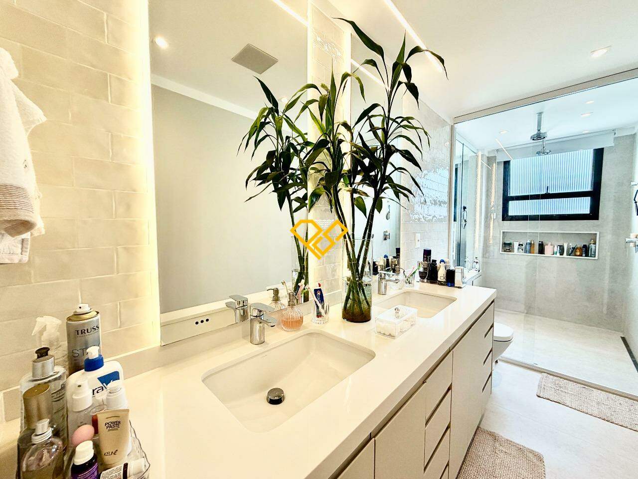 Apartamento à venda no Vila Rica: Wc suíte 1