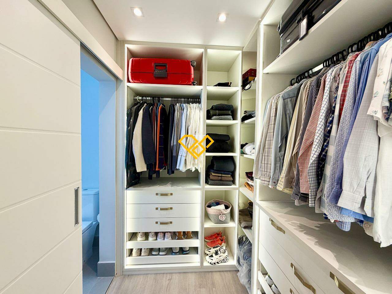 Apartamento à venda no Vila Rica: Suíte 3 - closet