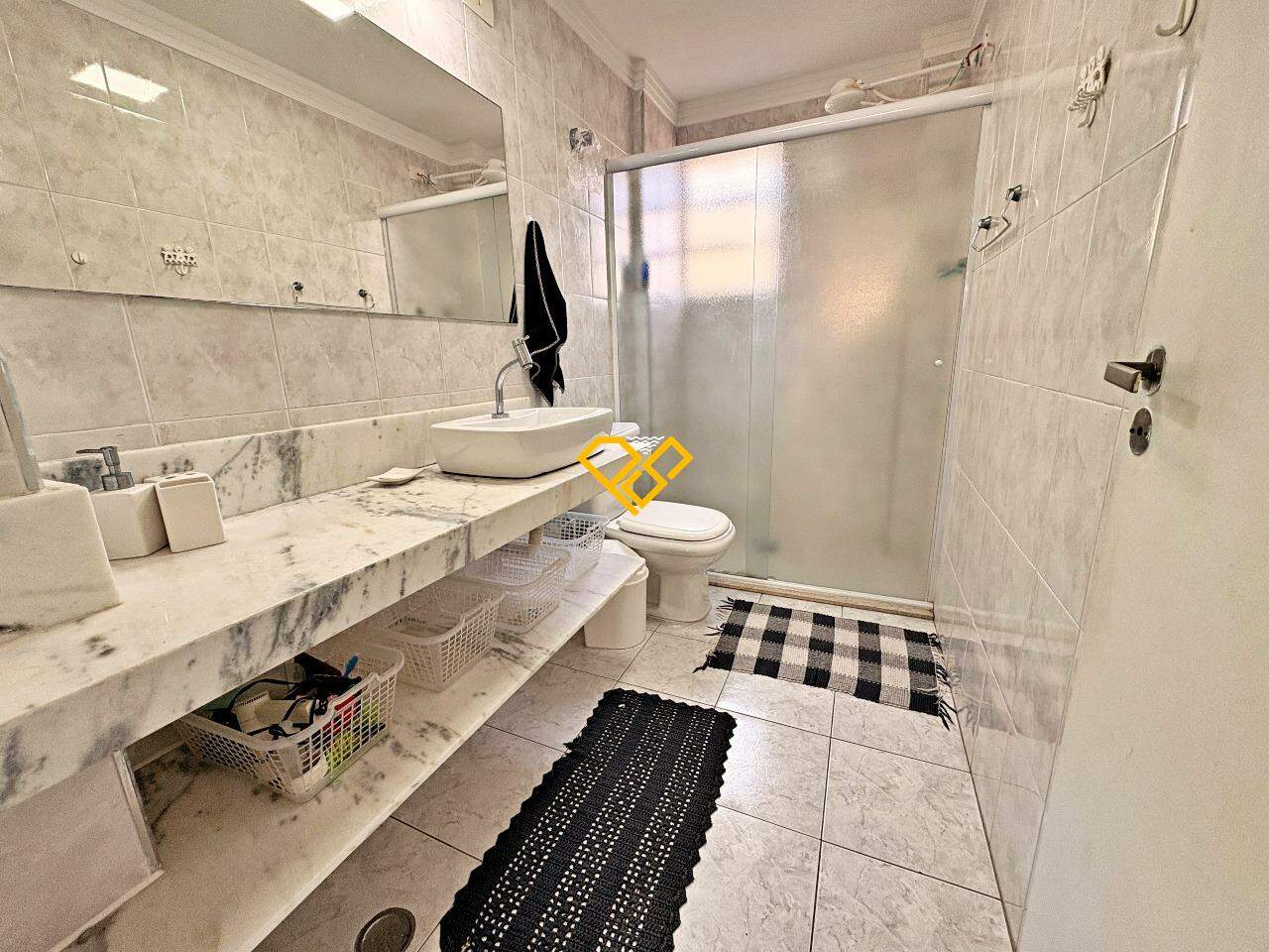 Apartamento à venda no Pompéia: Wc social
