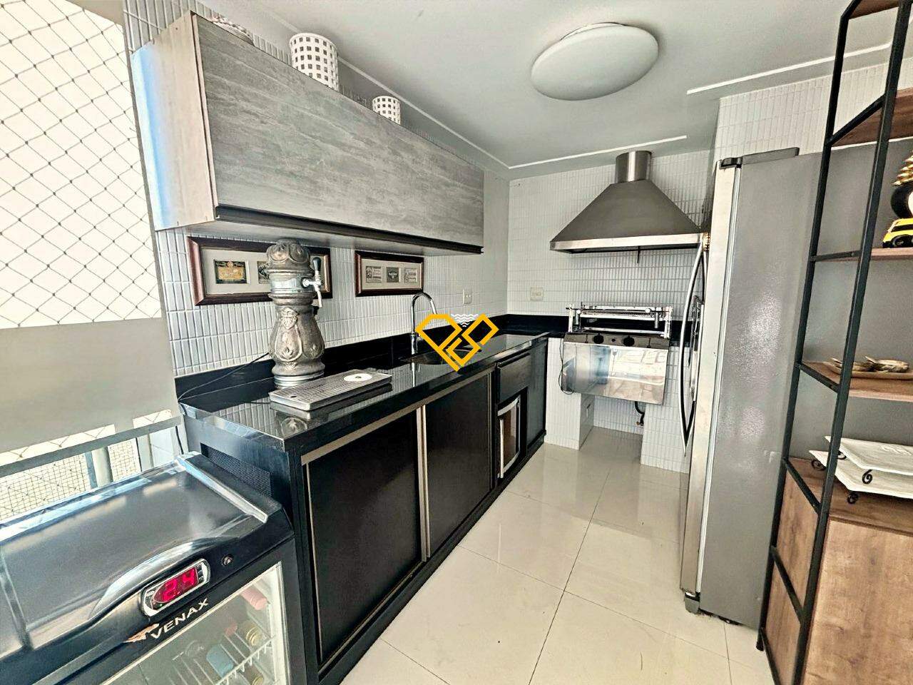 Apartamento à venda no Ponta da Praia: Churrasqueira