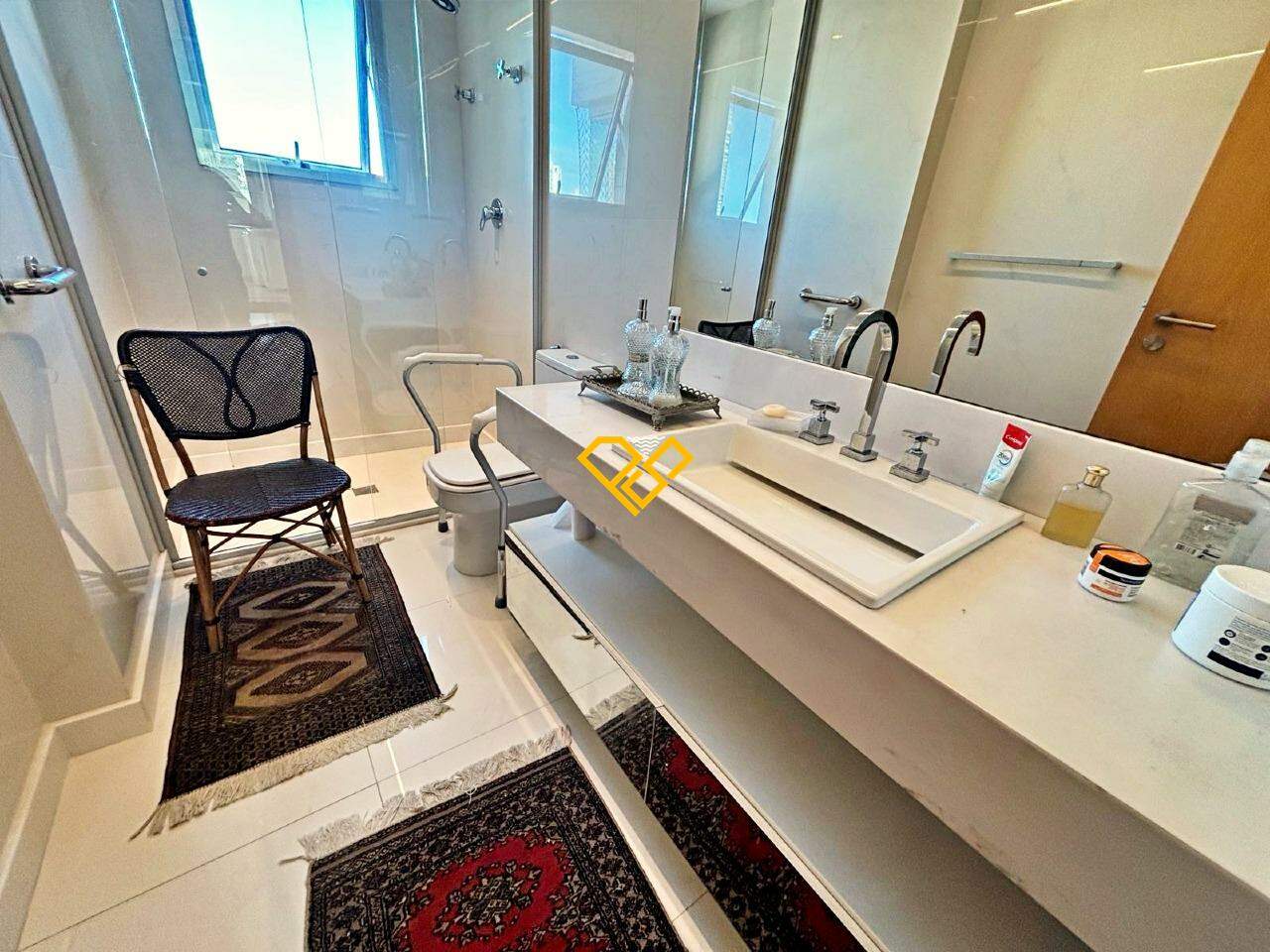 Apartamento à venda no Ponta da Praia: Wc suíte 2