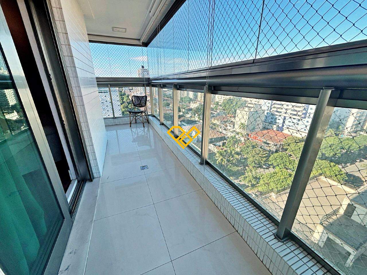 Apartamento à venda no Ponta da Praia: Varanda