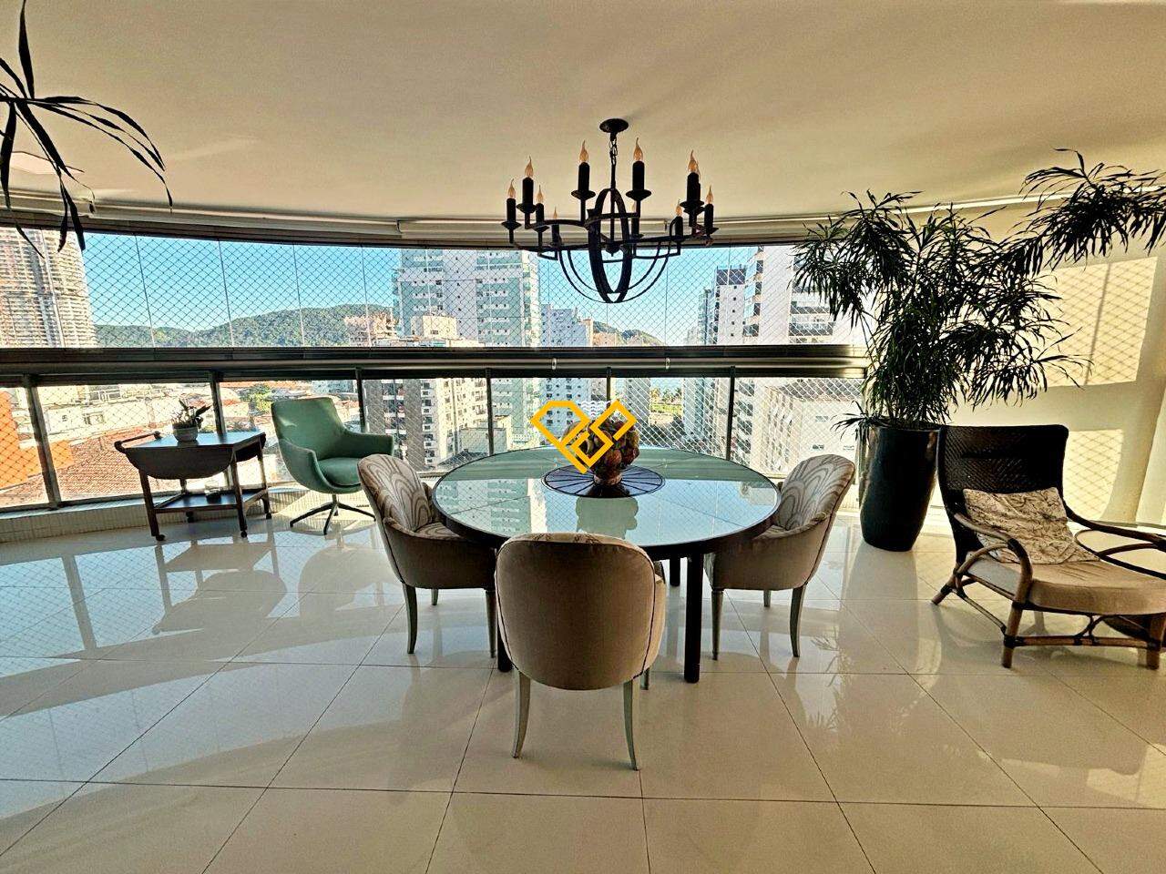 Apartamento à venda no Ponta da Praia: Varanda
