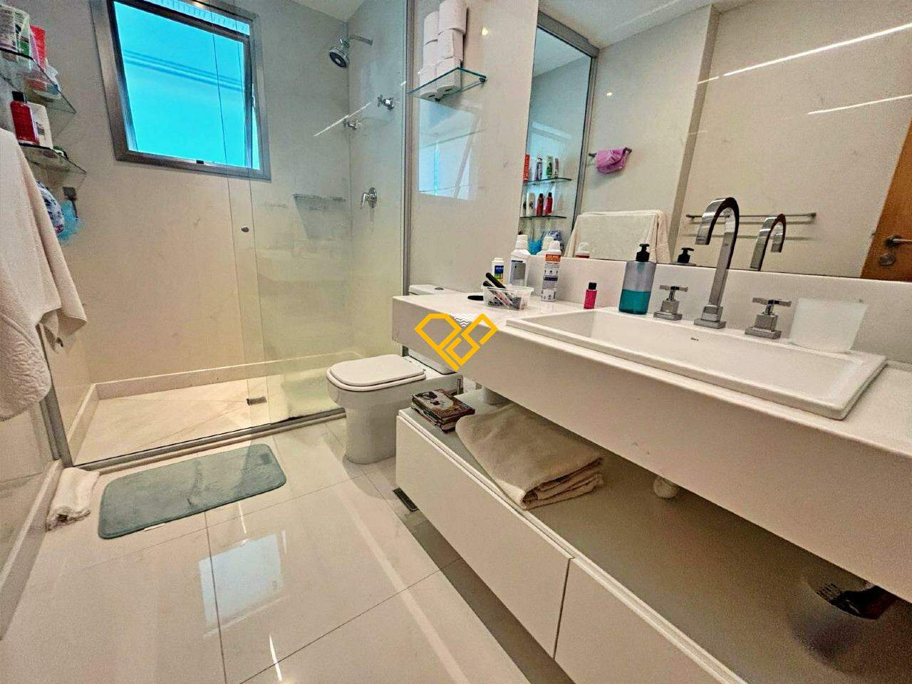 Apartamento à venda no Ponta da Praia: Wc suíte 4