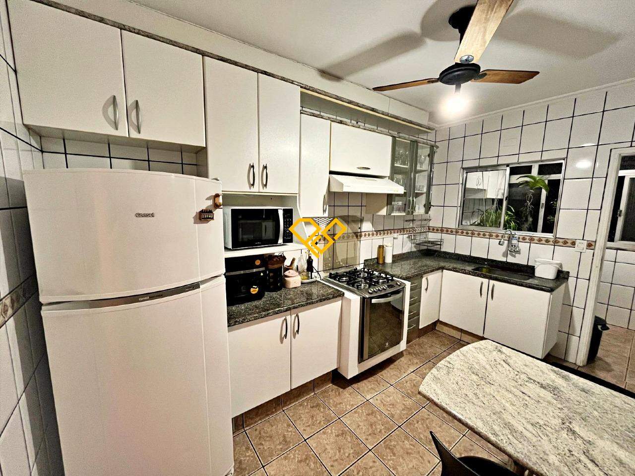 Apartamento à venda no Campo Grande: Cozinha