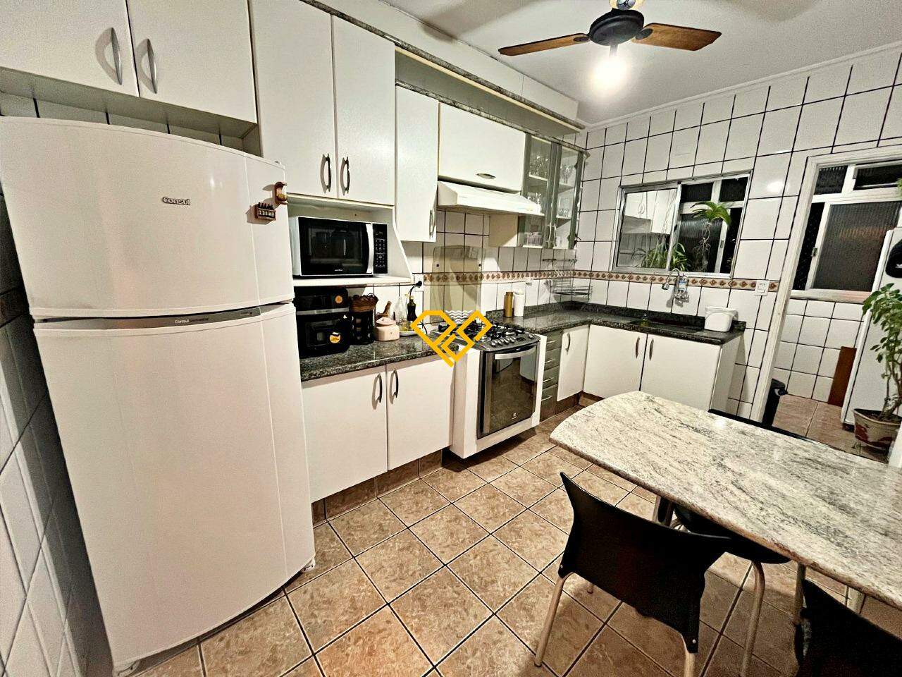 Apartamento à venda no Campo Grande: Cozinha