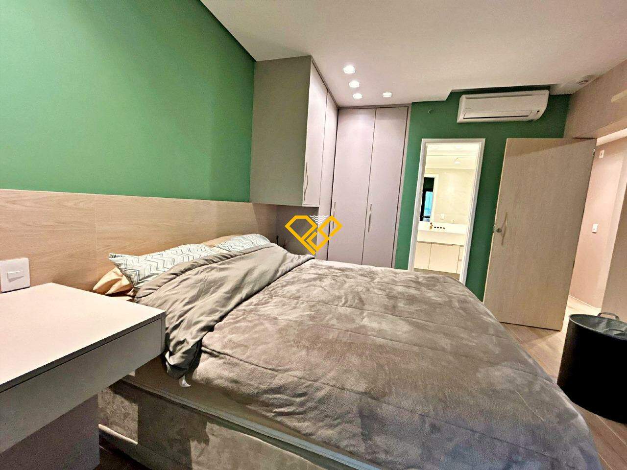 Apartamento para aluguel no Boqueirão: Dormitório - suíte