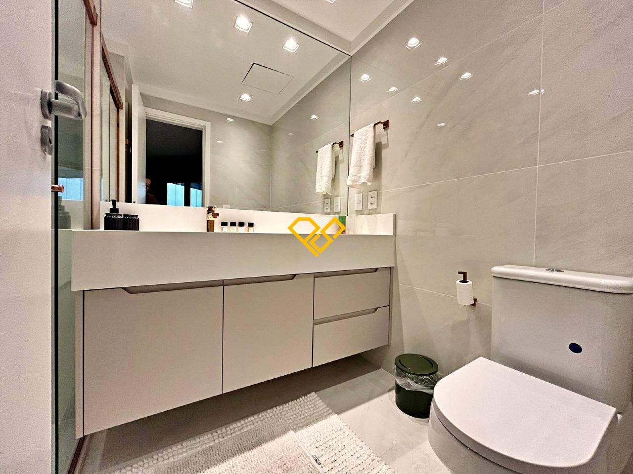Apartamento para aluguel no Boqueirão: Wc suíte