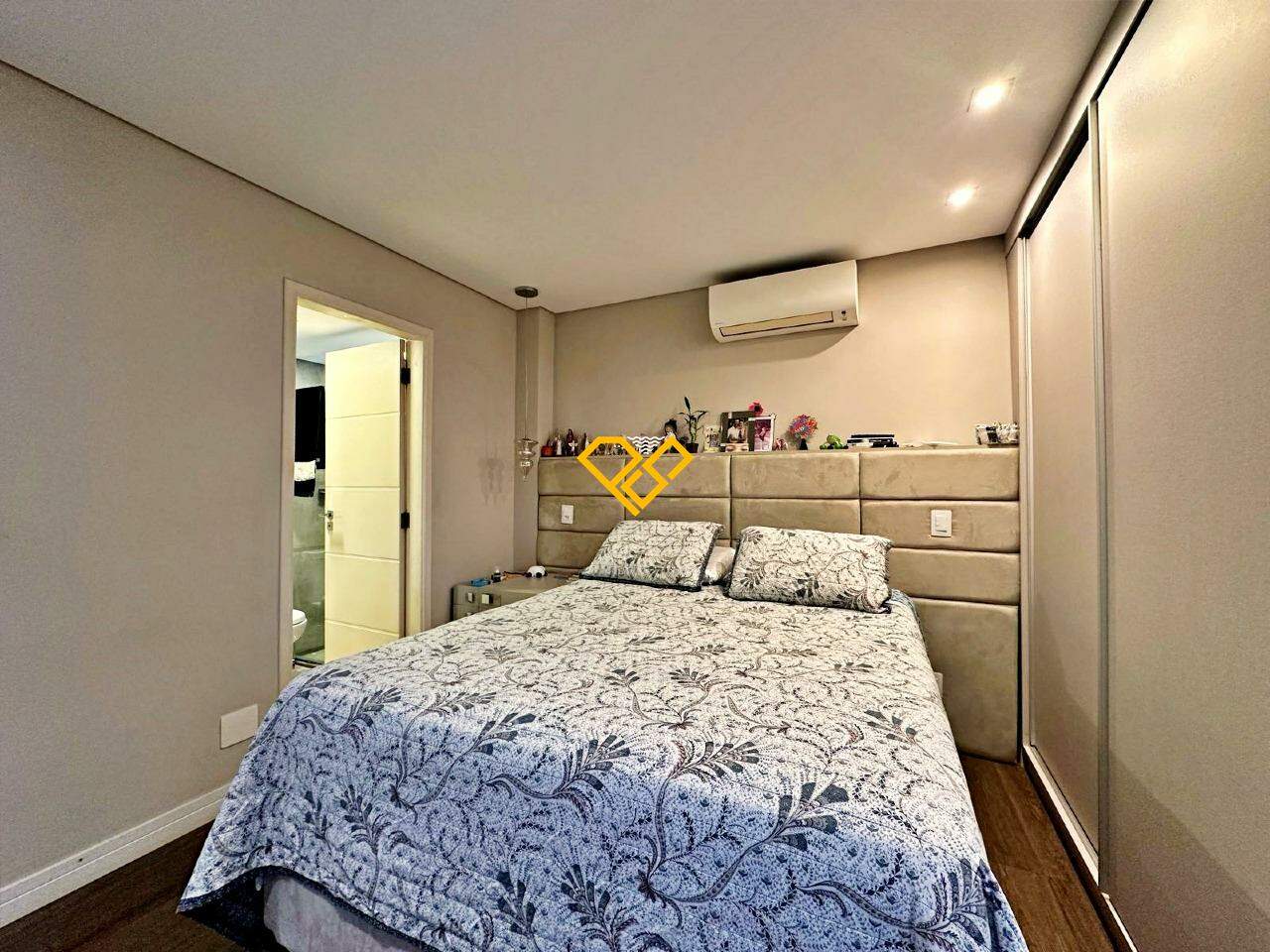 Apartamento à venda no Aparecida: Dormitório 1 - suíte