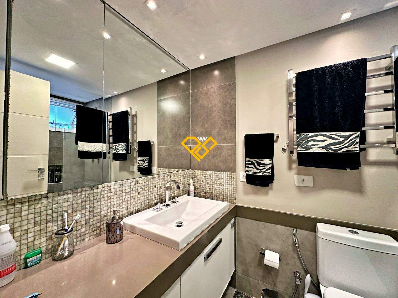 Apartamento à venda no Aparecida: Wc suíte 1