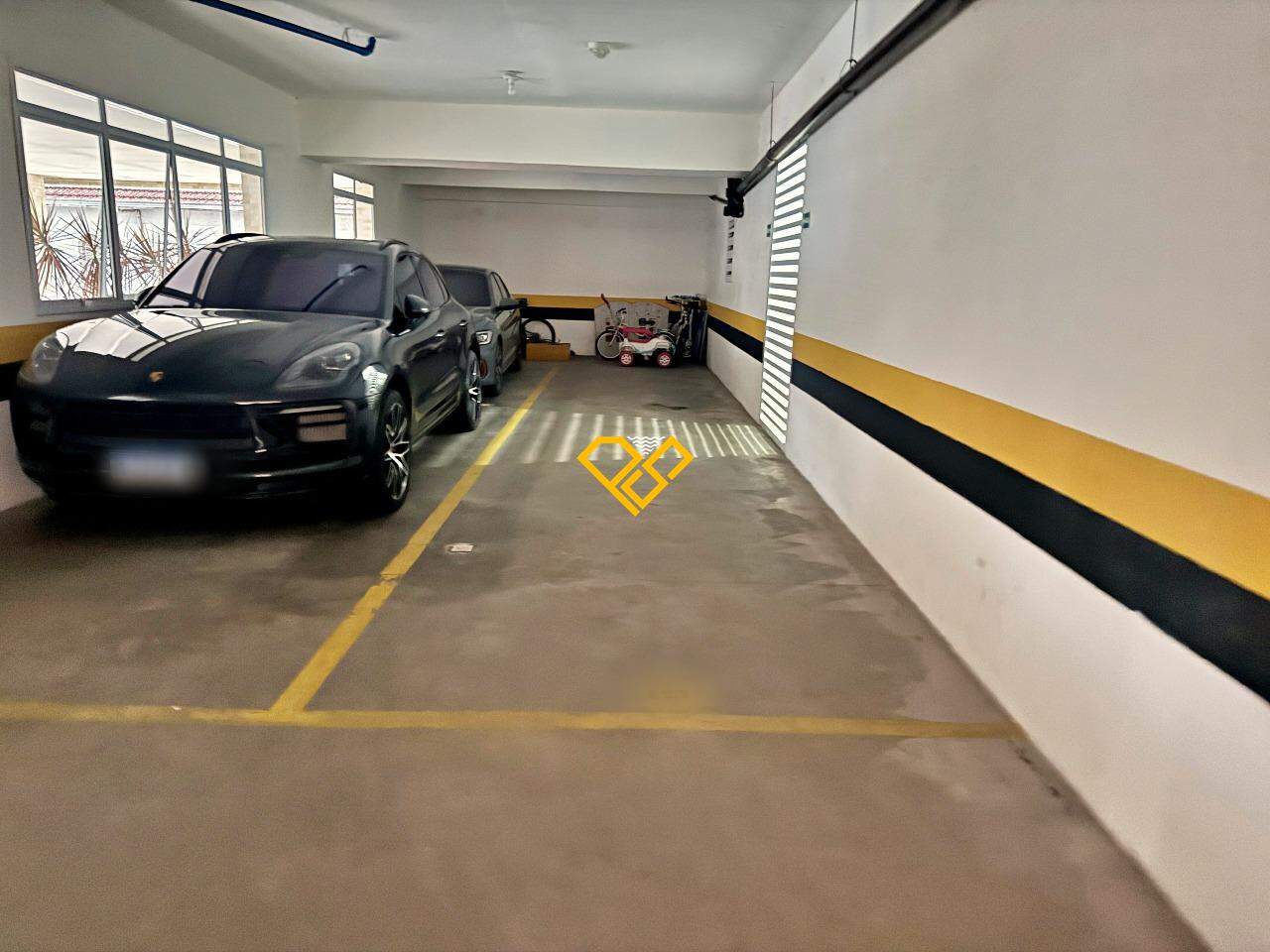 Cobertura à venda no Pompéia: Garagem