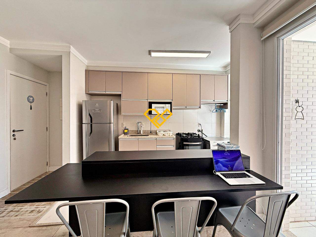 Apartamento para aluguel no Ponta da Praia: Cozinha