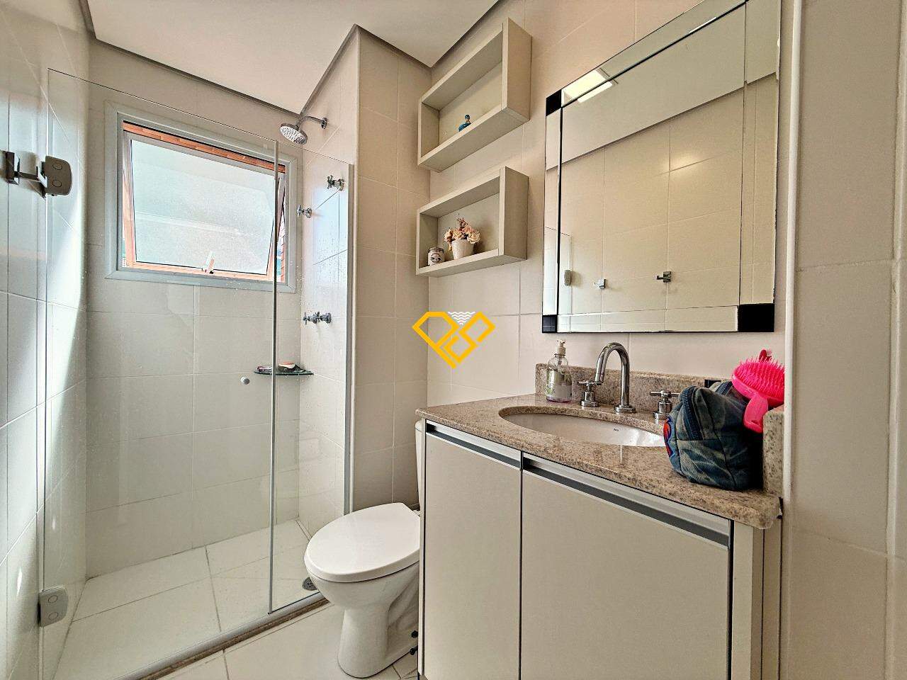 Apartamento para aluguel no Ponta da Praia: Wc social