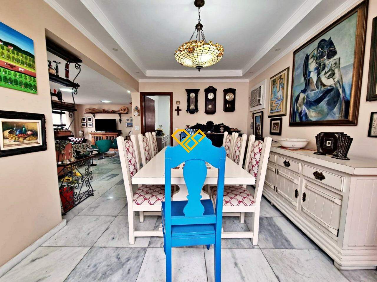 Apartamento à venda no Embaré: Sala de jantar