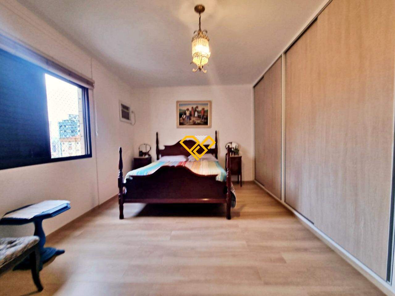 Apartamento à venda no Embaré: Dormitório 1 - suíte master