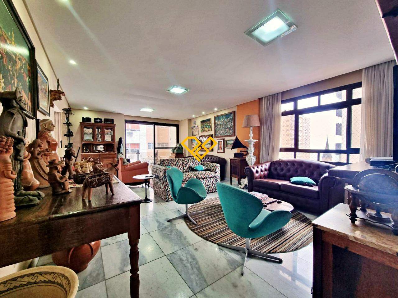 Apartamento à venda no Embaré: Sala
