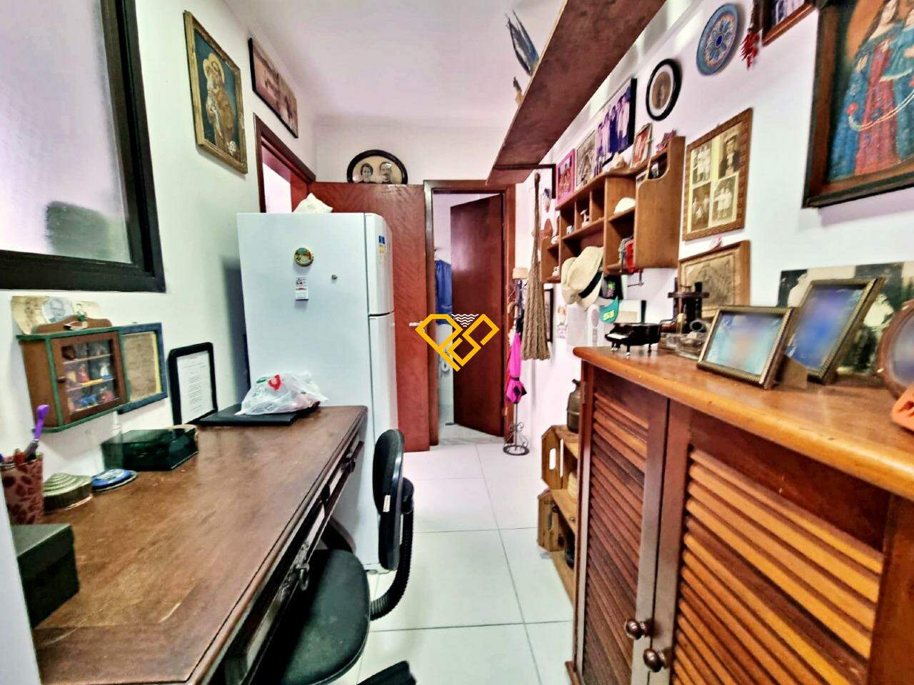 Apartamento à venda no Embaré: Dependência