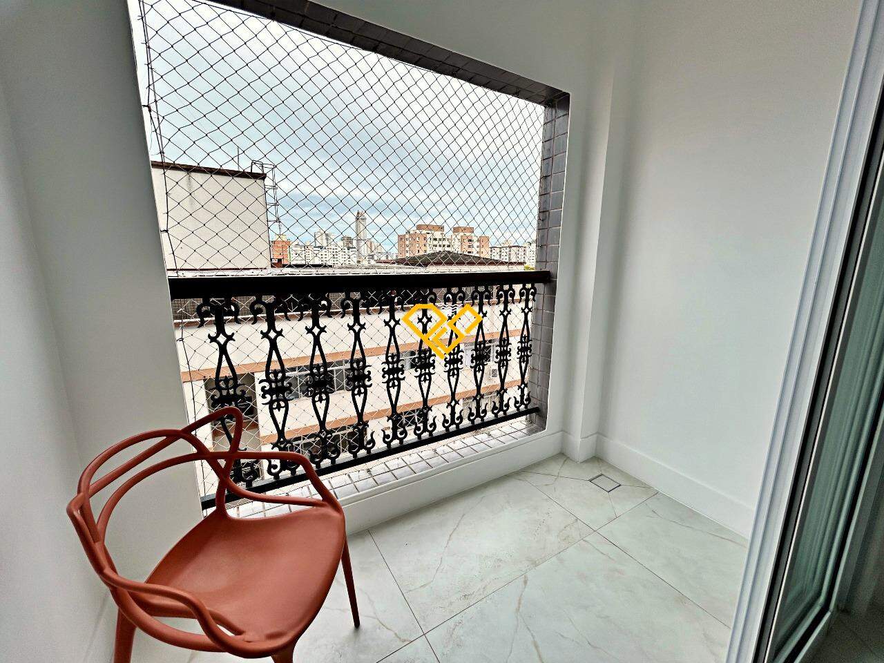 Apartamento à venda no Campo Grande: Varanda