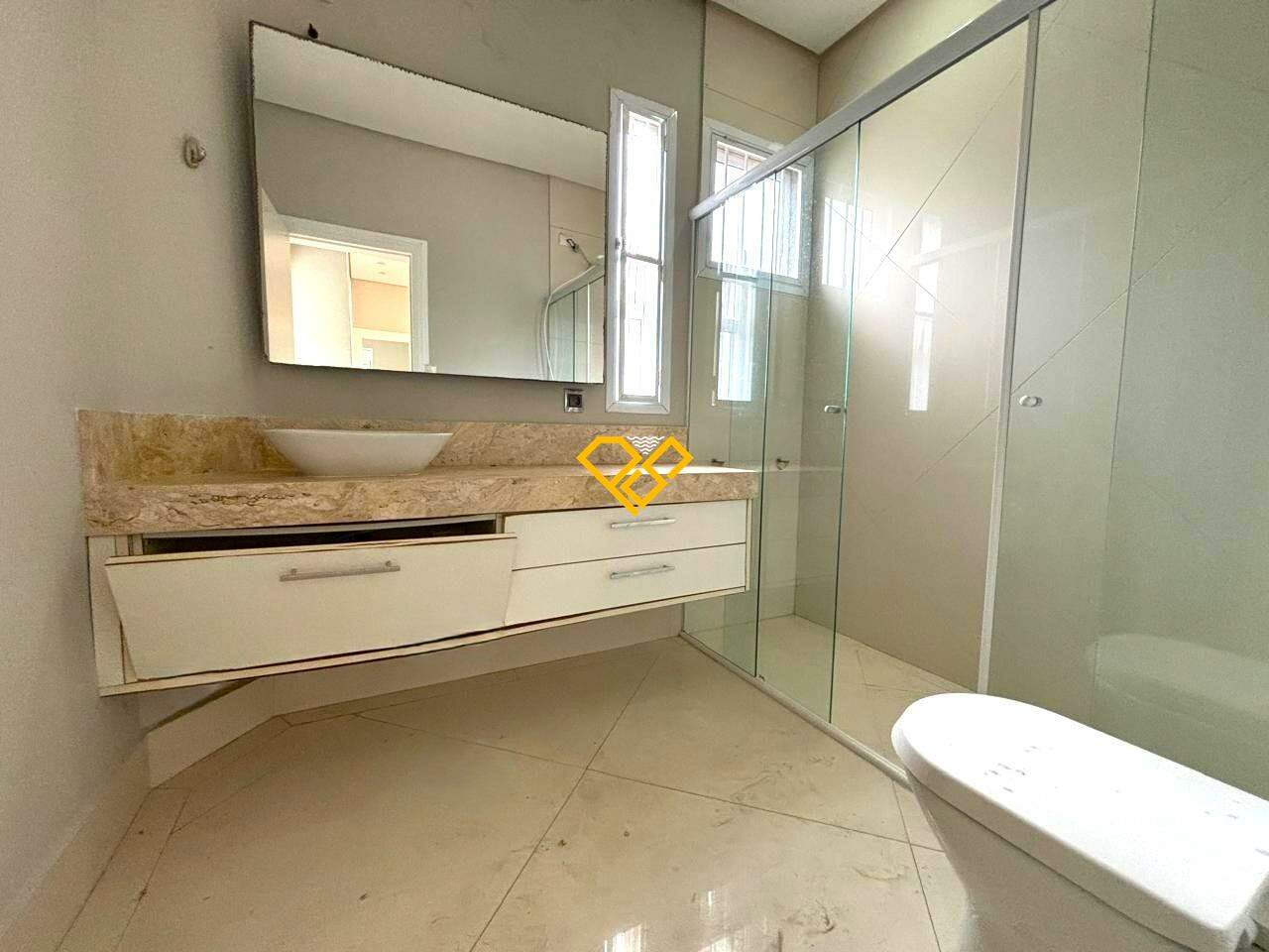 Casa para aluguel no Aparecida: Wc social