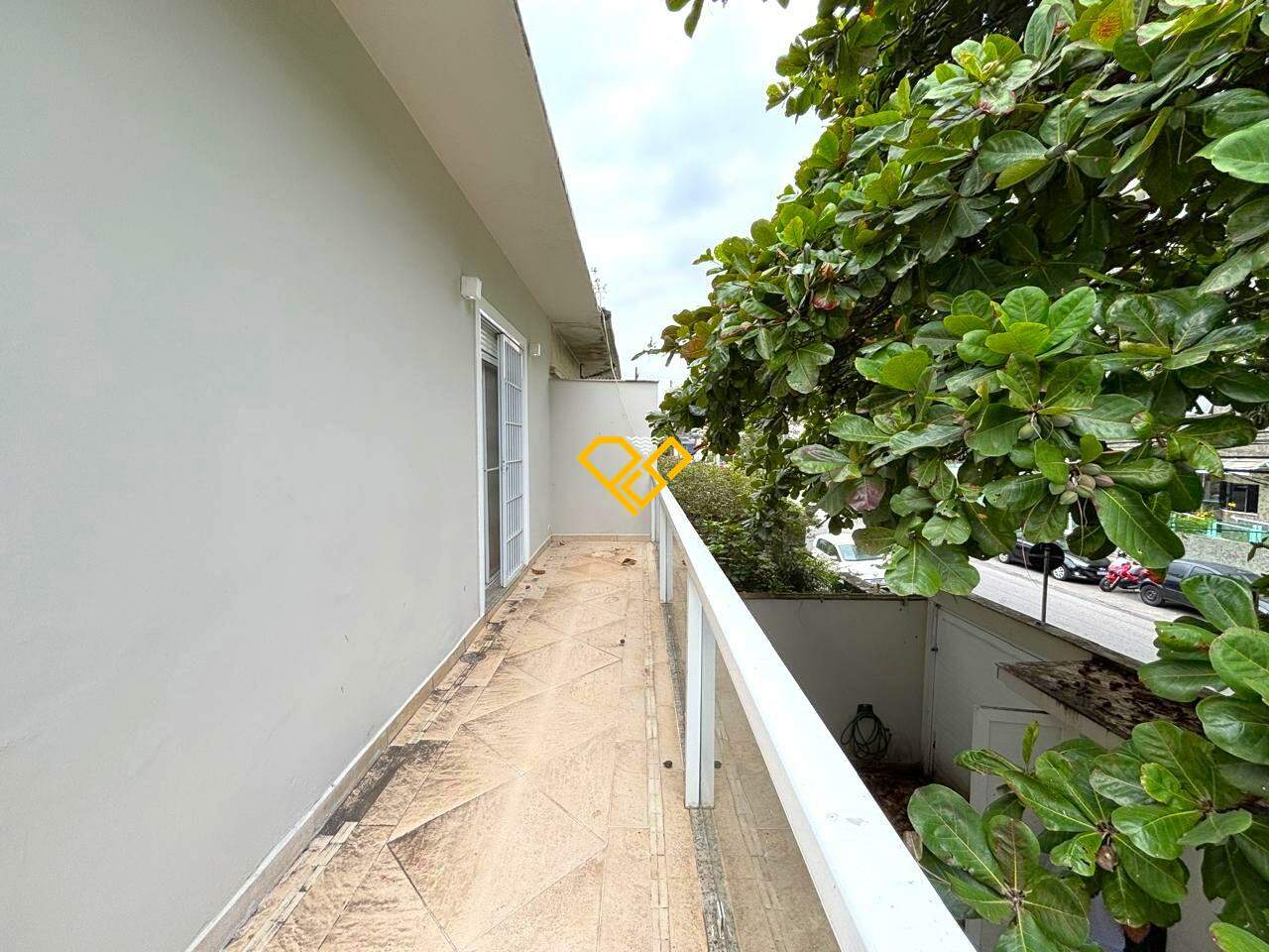 Casa para aluguel no Aparecida: Varanda andar superior