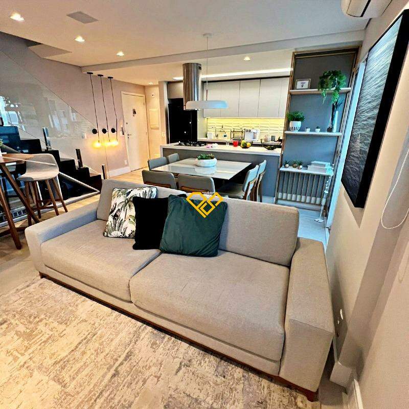 Apartamento Duplex à venda no José Menino: Sala