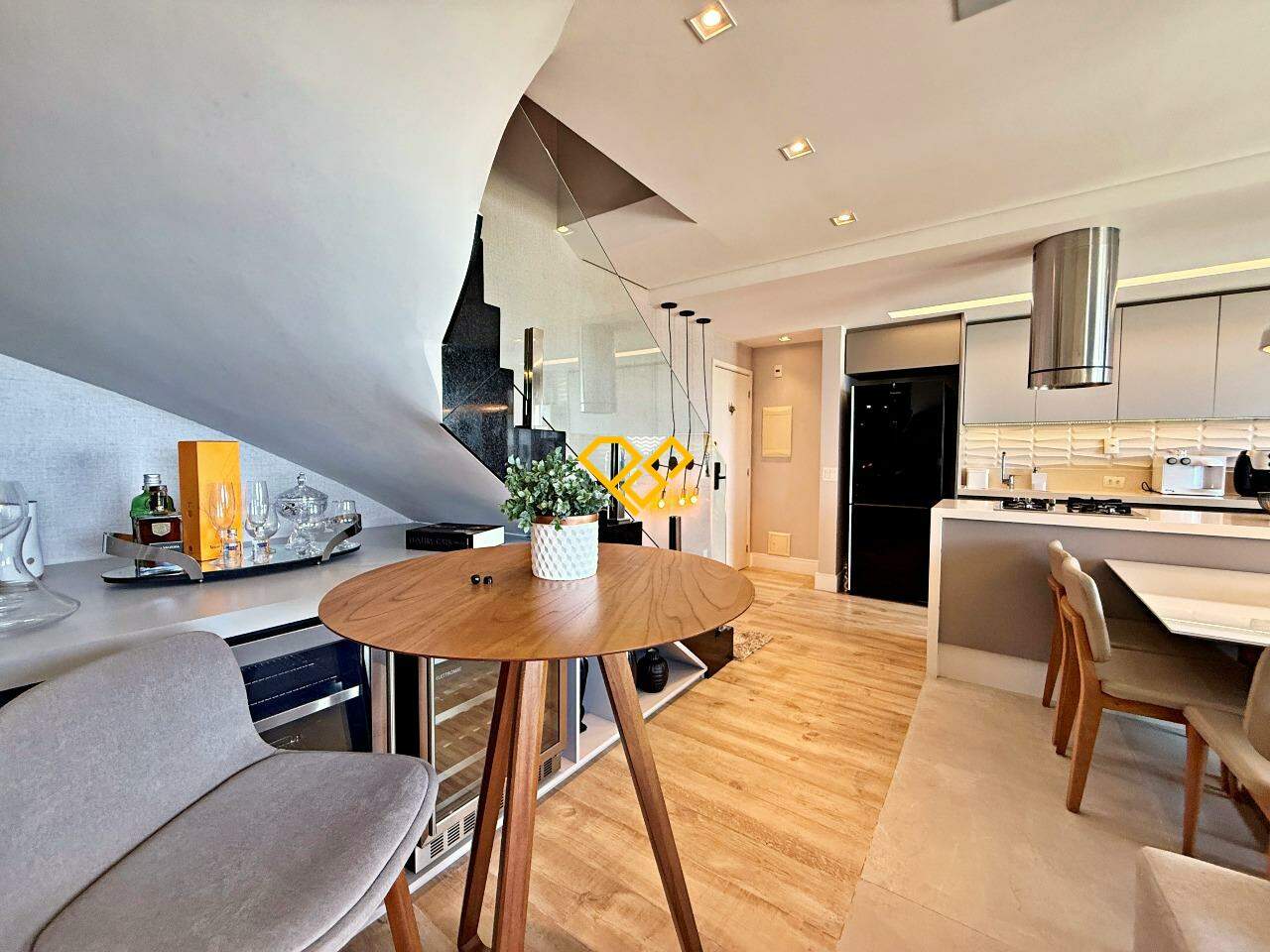 Apartamento Duplex à venda no José Menino: Sala