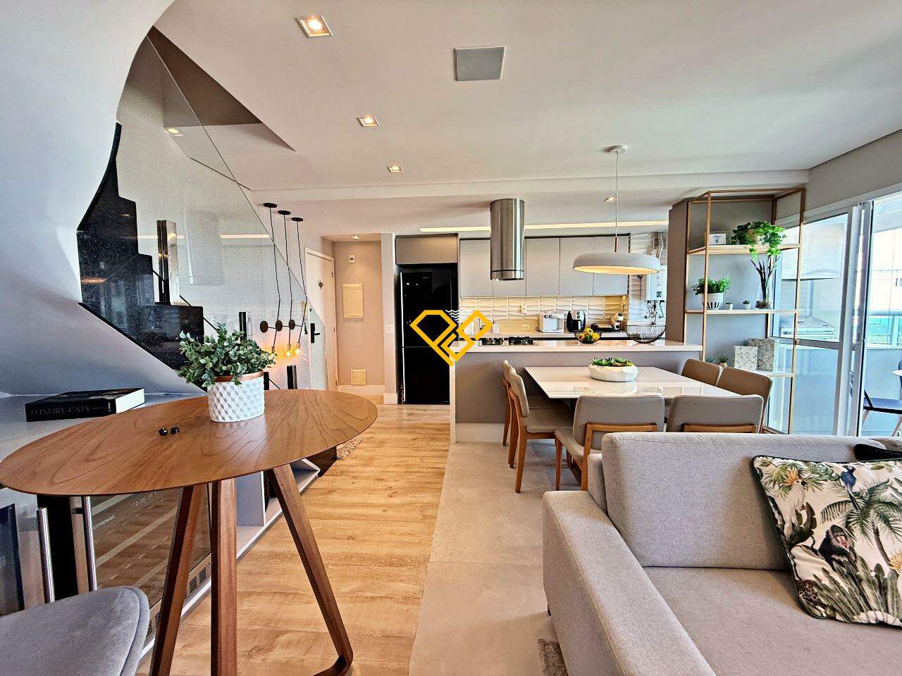 Apartamento Duplex à venda no José Menino: Sala