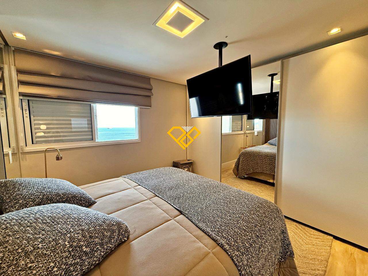 Apartamento Duplex à venda no José Menino: Suíte 1