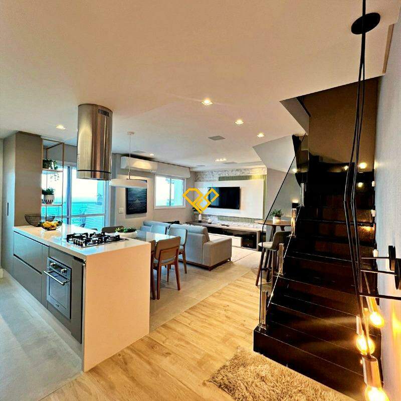 Apartamento Duplex à venda no José Menino: Sala