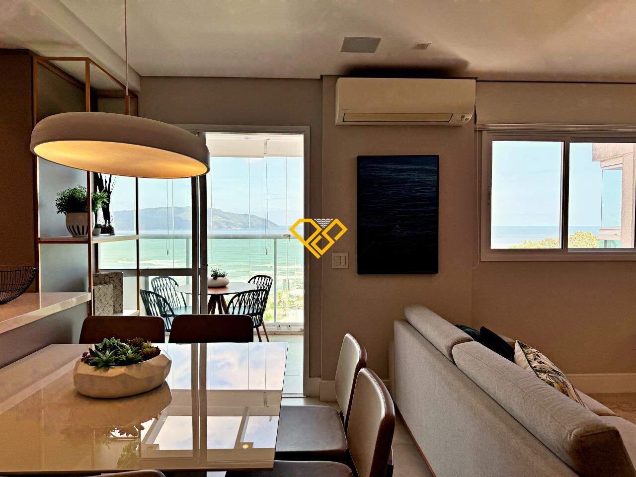Apartamento Duplex à venda no José Menino: Sala
