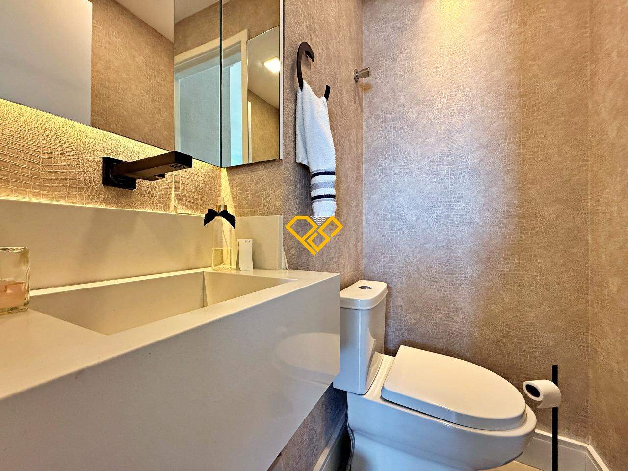 Apartamento Duplex à venda no José Menino: Çavabo