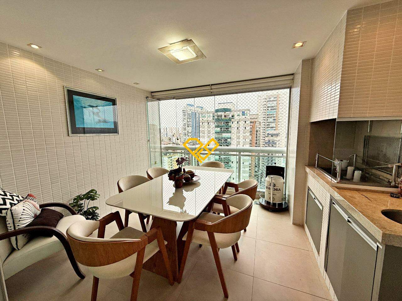 Apartamento à venda no Aparecida: Varanda