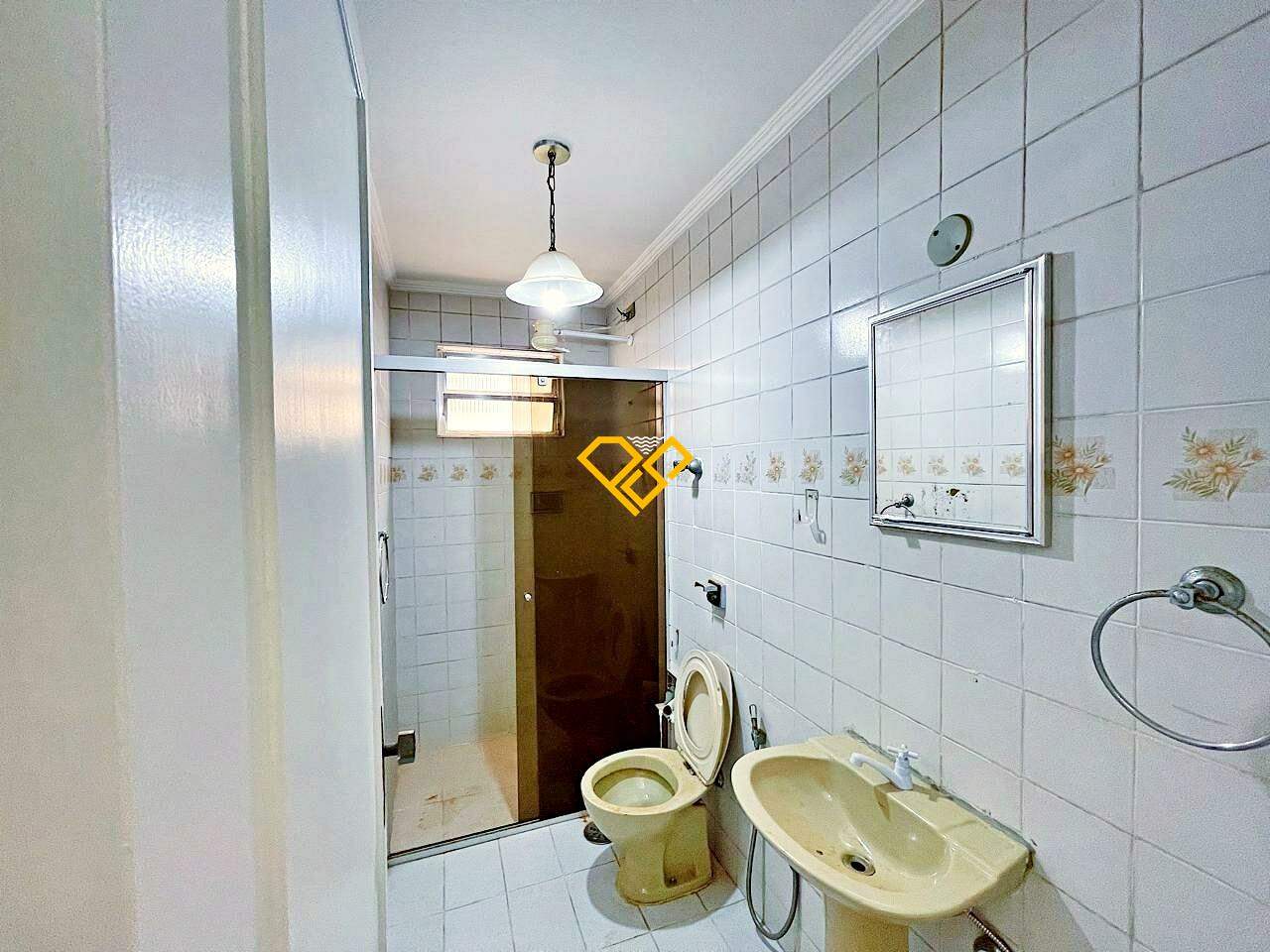 Apartamento para aluguel no Embaré: Wc social