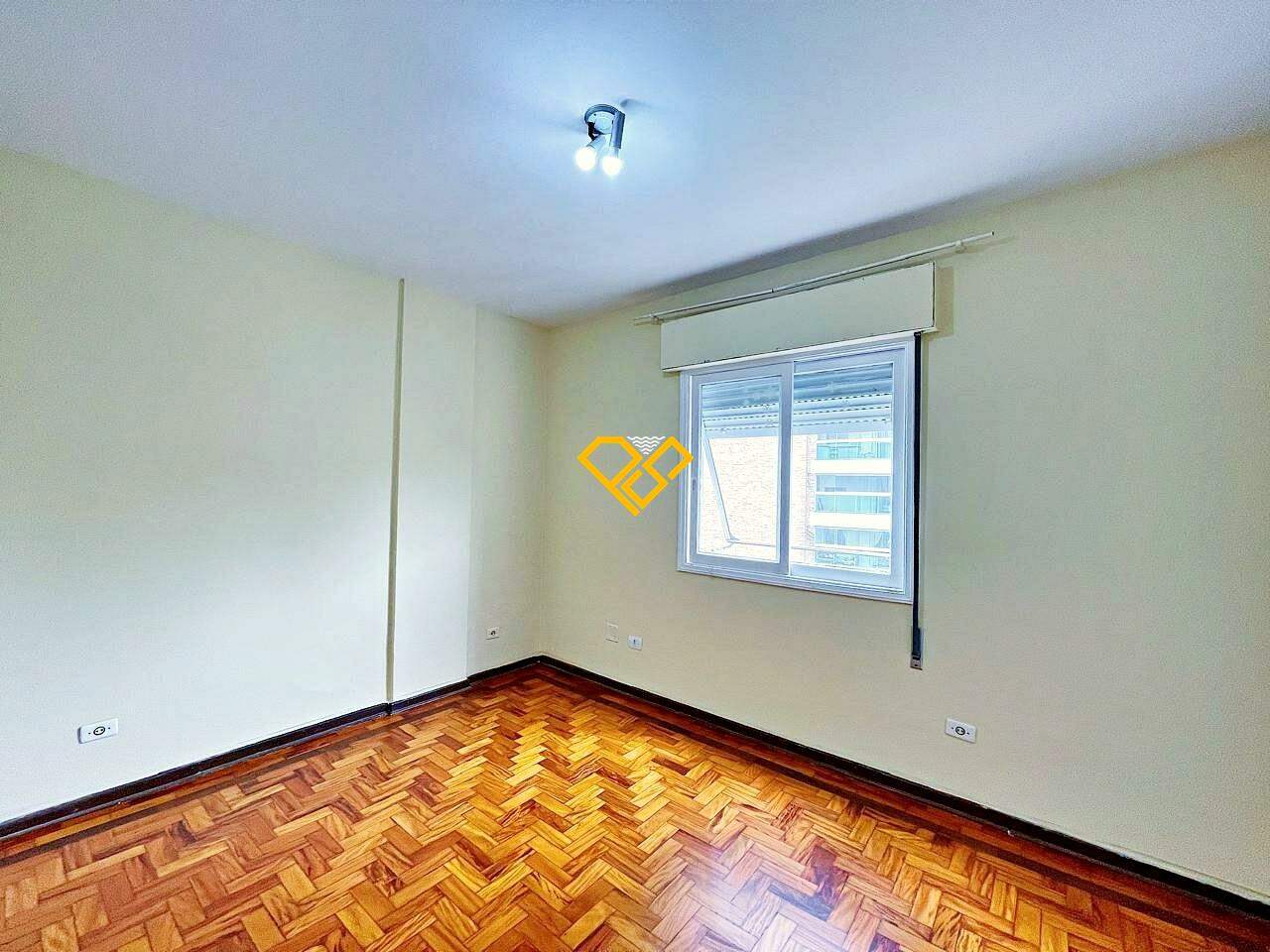 Apartamento para aluguel no Embaré: Dormitório 2