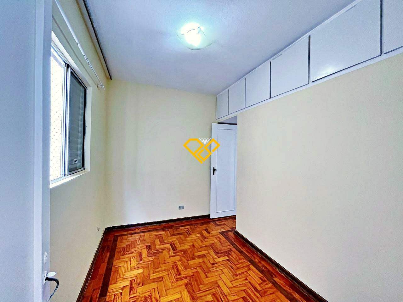 Apartamento para aluguel no Embaré: Dependência revertida