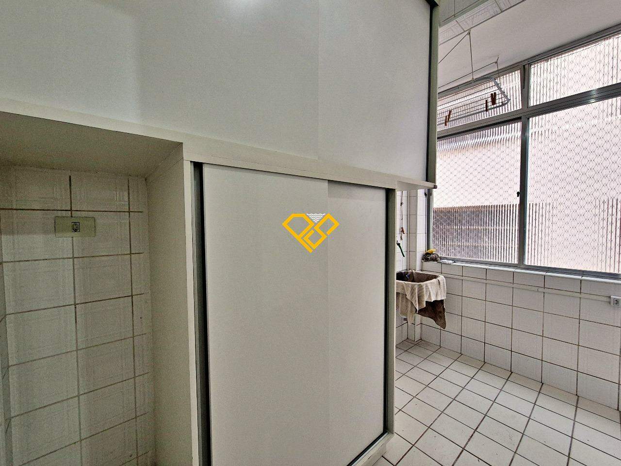 Apartamento à venda no Gonzaga: Área de serviço